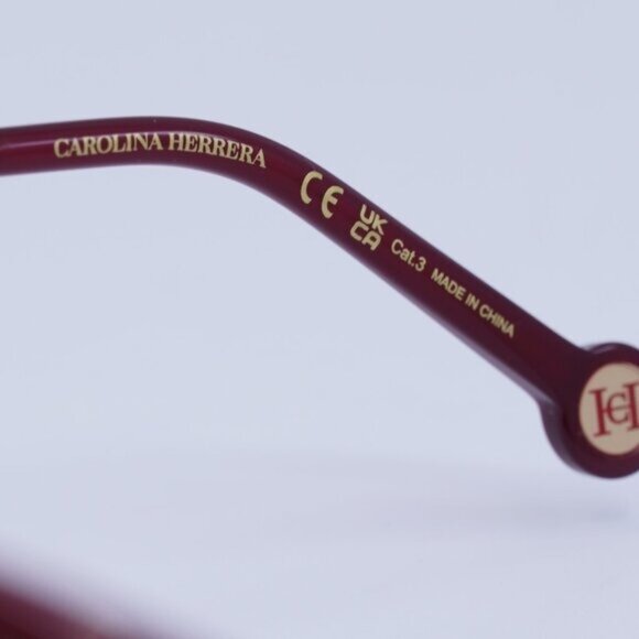 Carolina Herrera HER 0132/G/S 0LHF HA Sunglasses Burgundy/Gold Square Frame main image 8